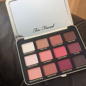 TOO FACED just peachy mattes eyeshadow pallet